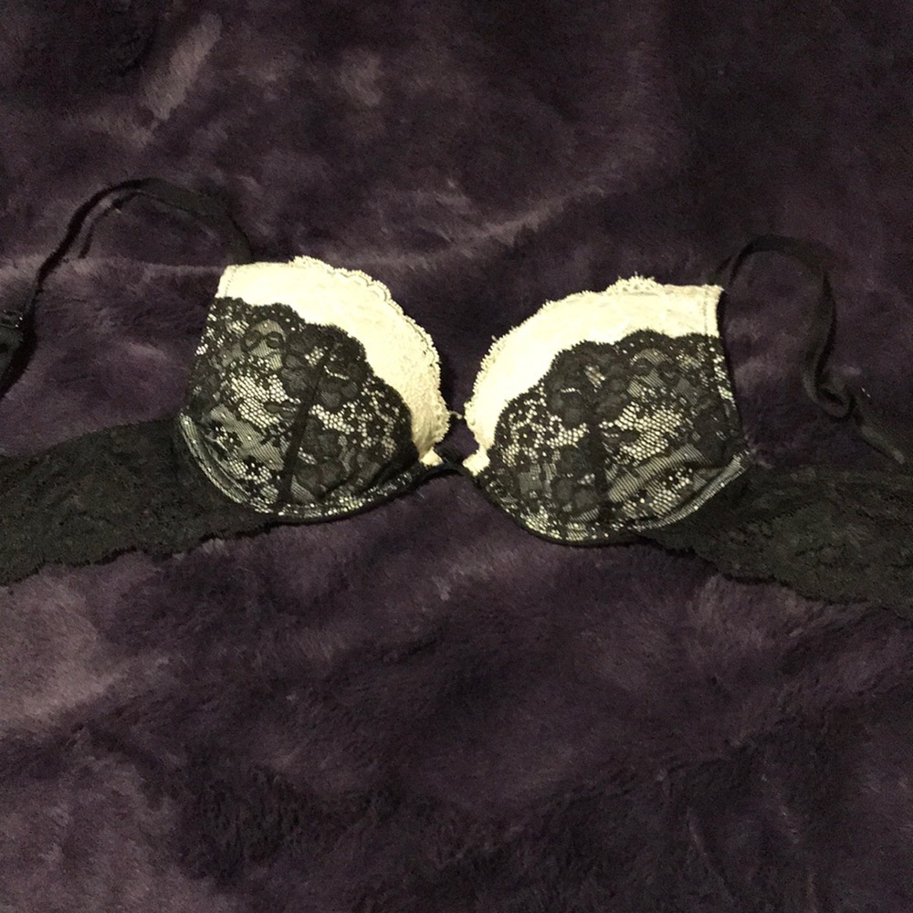 Victoria’s Secret push up bra